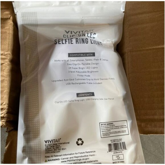 Vivitar Clip-On Vlogging Selfie Ring Light and Clip-on LED (12 items total) - Picture 12 of 14